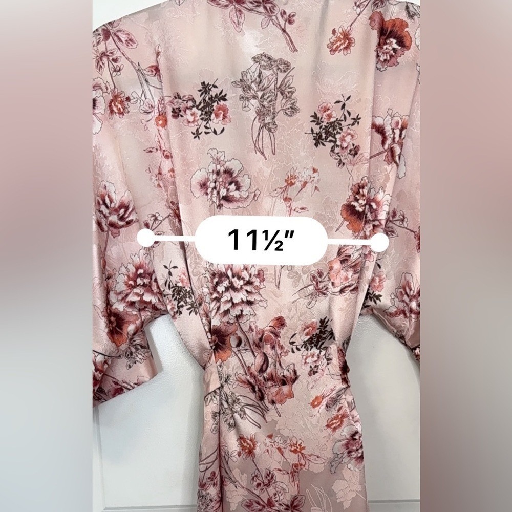 Jones New York Pink Floral Women's Robe Size Medium - Picture 5 of 6